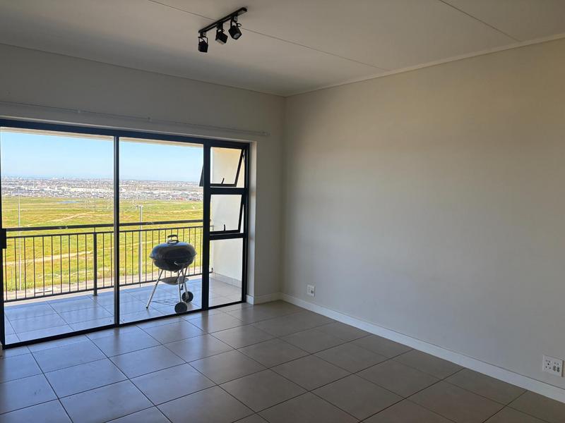 To Let 1 Bedroom Property for Rent in Richwood Western Cape